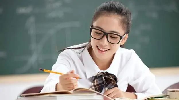 “内卷”这个词最近很火,是什么意思?为什么?