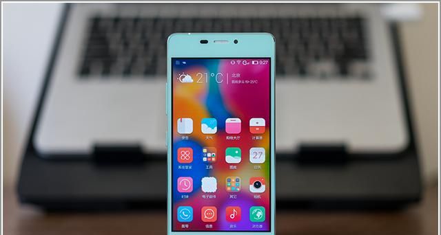 第一印象很重大,所以手机屏幕也很重大