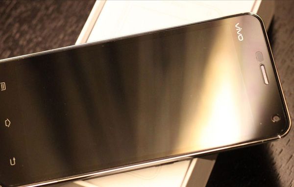 第一印象很重大,所以手机屏幕也很重大