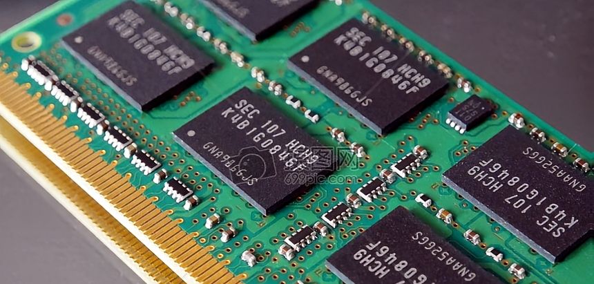 从"房间怪兽"到 "口袋神器":电脑进化史大起底,中国如何逆袭?