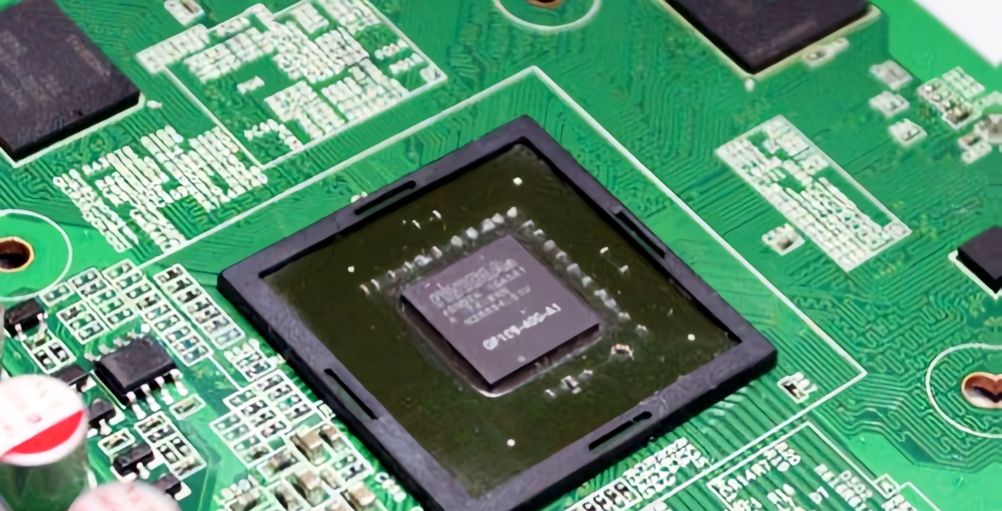 从"房间怪兽"到 "口袋神器":电脑进化史大起底,中国如何逆袭?