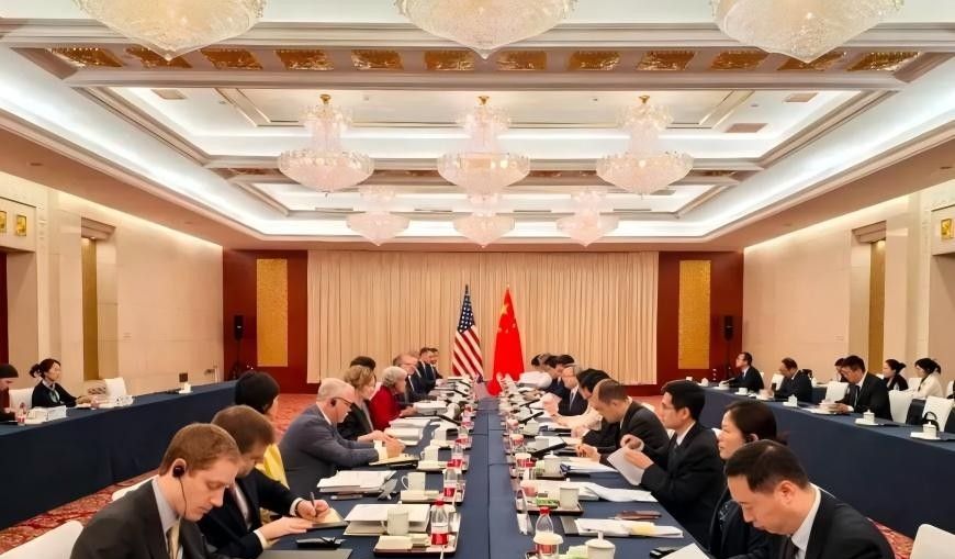 贝森特喊话中国，愿意放弃100%加税，但是稀土限制必须取消