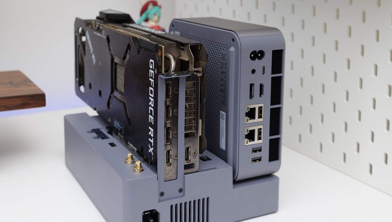 迷你主机终极扩展形态?零刻GTi13 Ultra大战本地AI大模型与3A游戏