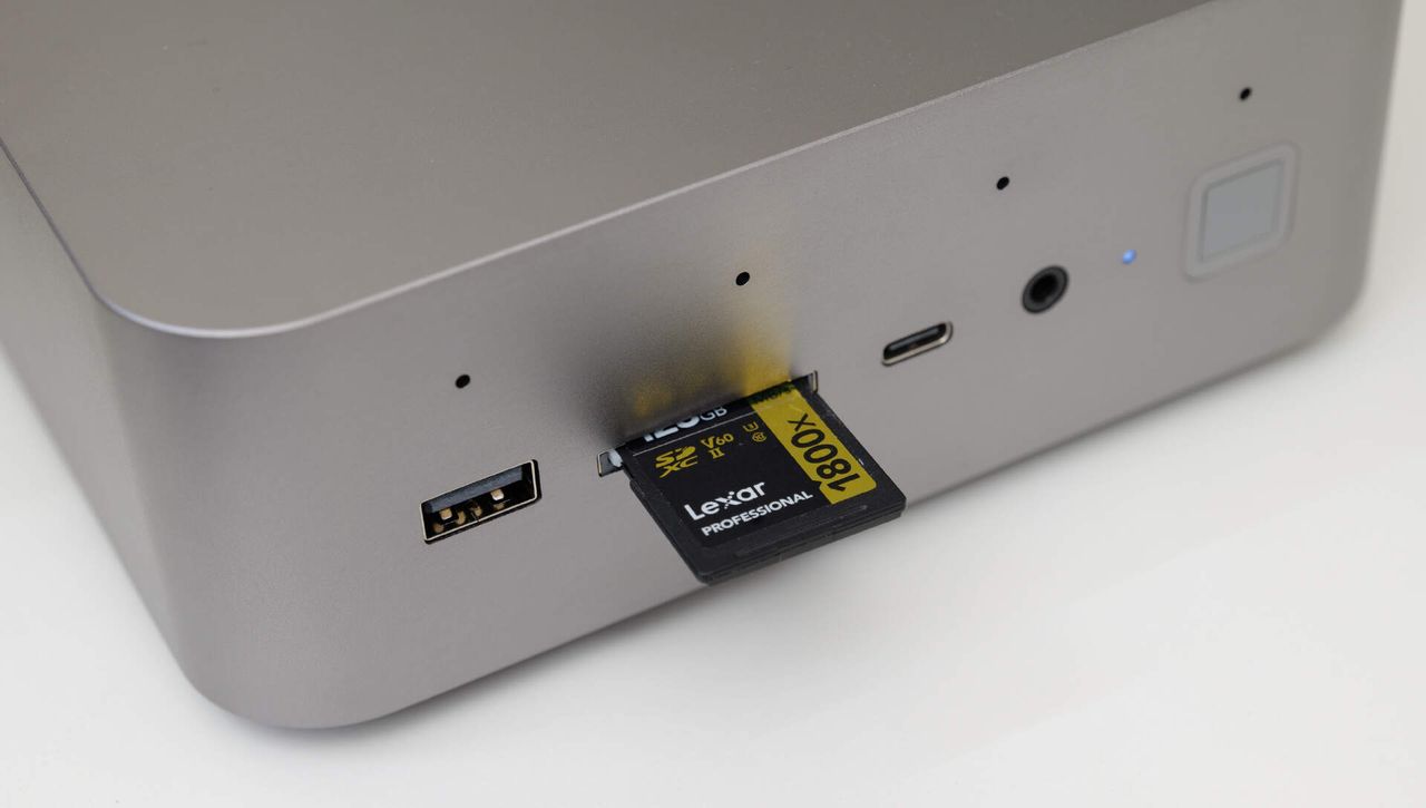 迷你主机终极扩展形态?零刻GTi13 Ultra大战本地AI大模型与3A游戏