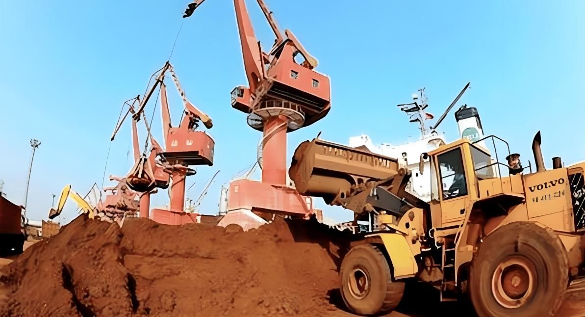 贝森特喊话中国，愿意放弃100%加税，但是稀土限制必须取消