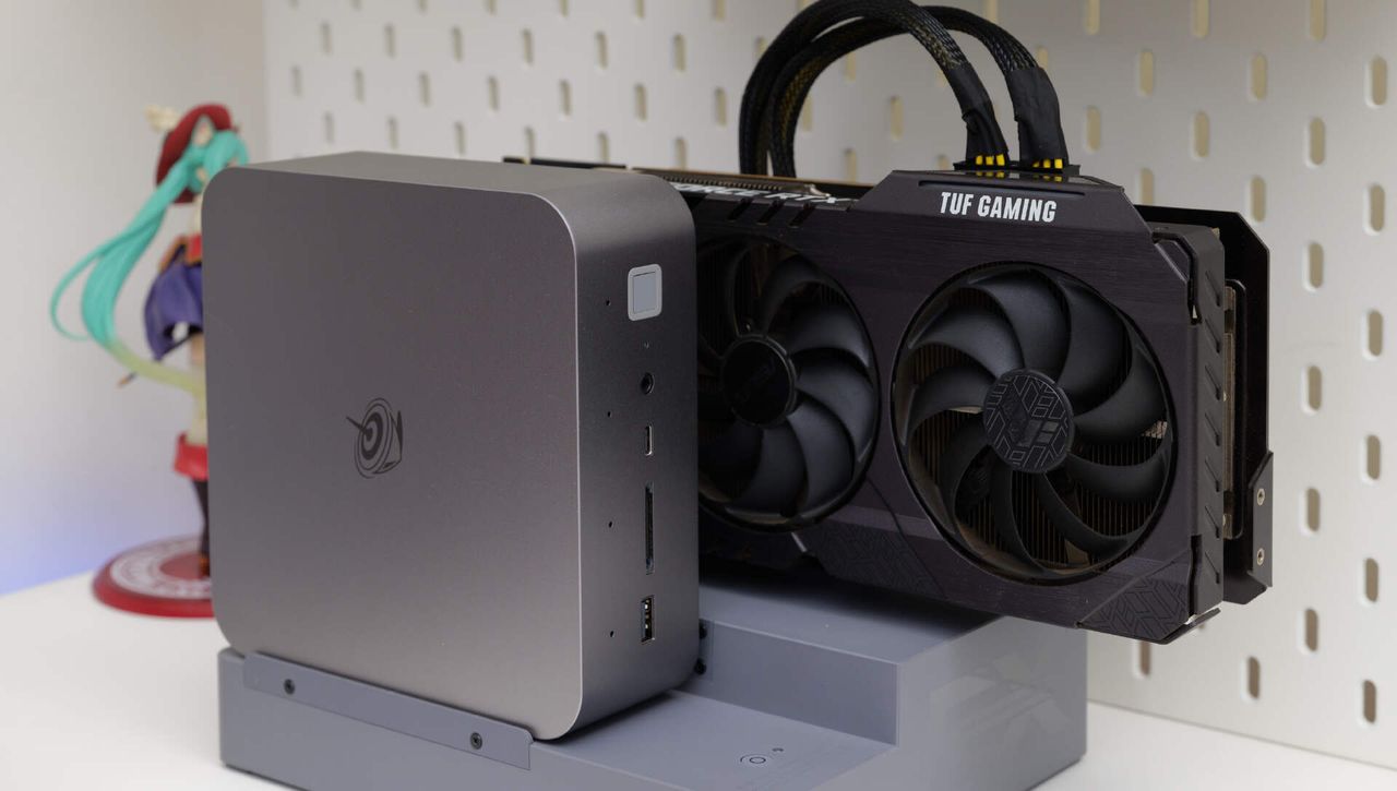 迷你主机终极扩展形态?零刻GTi13 Ultra大战本地AI大模型与3A游戏