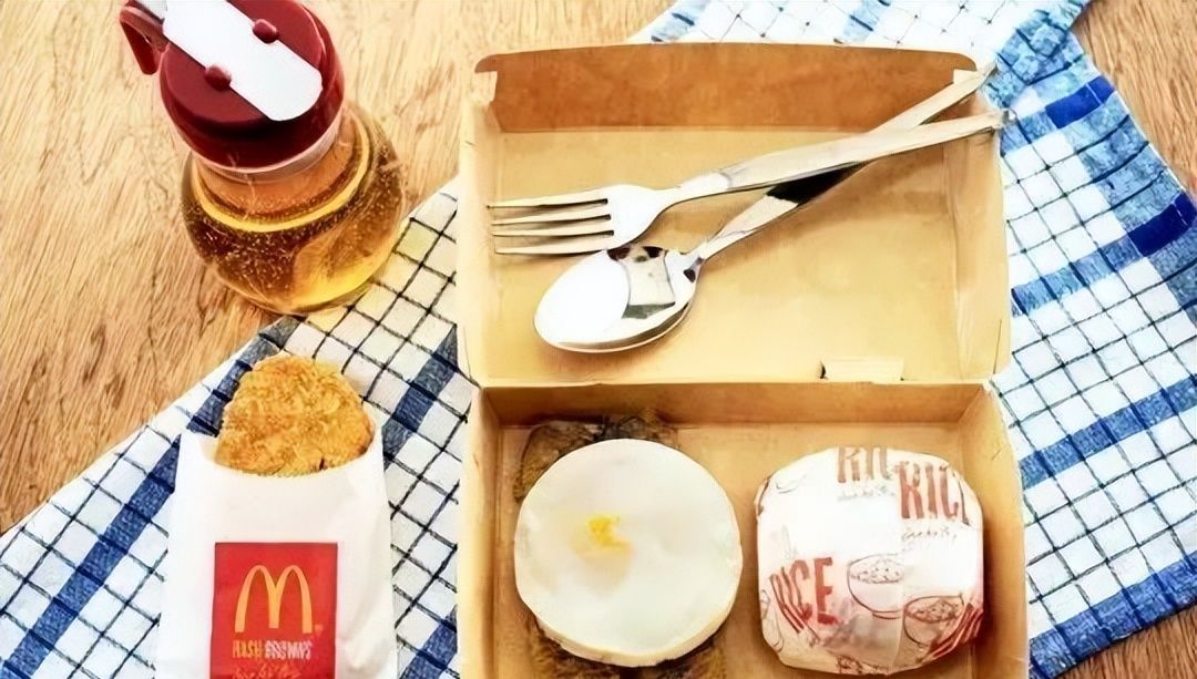 国外20大著名logo进化史,如何一步步变得坚不可摧