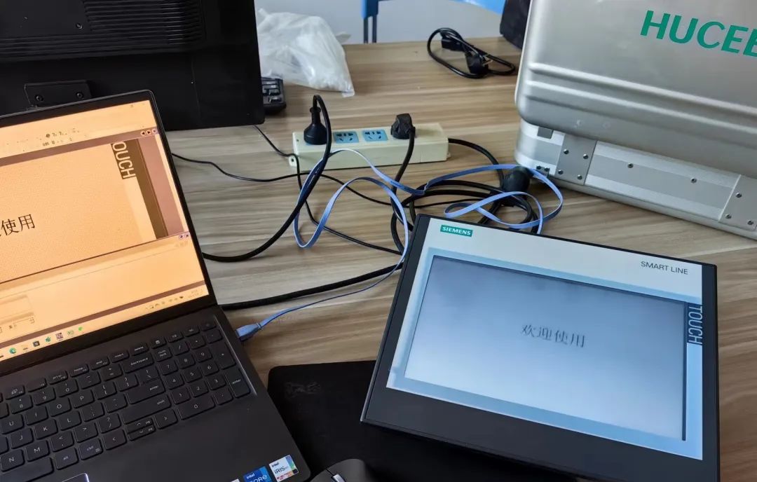 西门子SMART触摸屏连接PLC的必要条件及程序下载