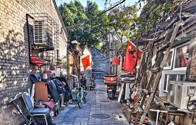 我离异后,对门的女人总找我修东西,她丈夫的眼神越来越不对劲