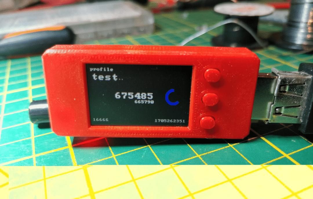 星际飞船驾驶舱模拟器、创意数字时钟|DF创客周刊(第75期)