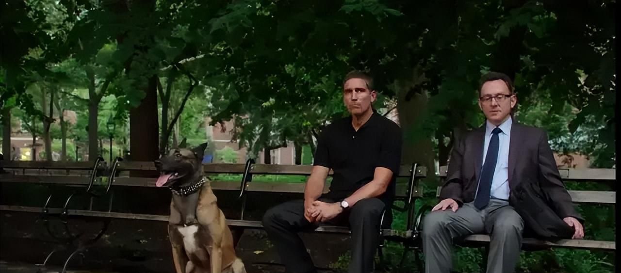 十年前的科幻神剧,如今成了我们的生活纪录片