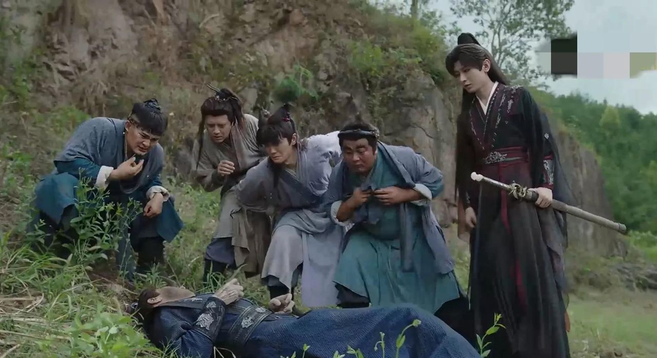 《赴山海》中,乱髓指与三大世家,牵引出来的幕后黑衣人