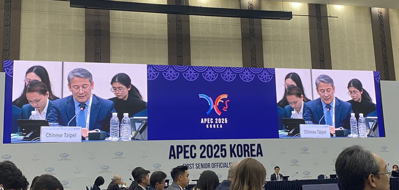 中国挖了个超级巨坑! 美国要气疯: 中国不买大豆, 多国跟进不买了