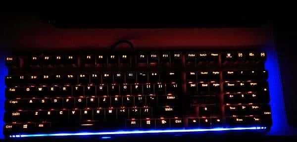 闪亮炫酷可以更好——雷柏V720 RGB全彩背光机械键盘茶轴使用测评