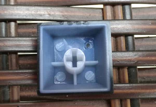 闪亮炫酷可以更好——雷柏V720 RGB全彩背光机械键盘茶轴使用测评