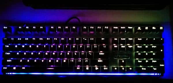 闪亮炫酷可以更好——雷柏V720 RGB全彩背光机械键盘茶轴使用测评