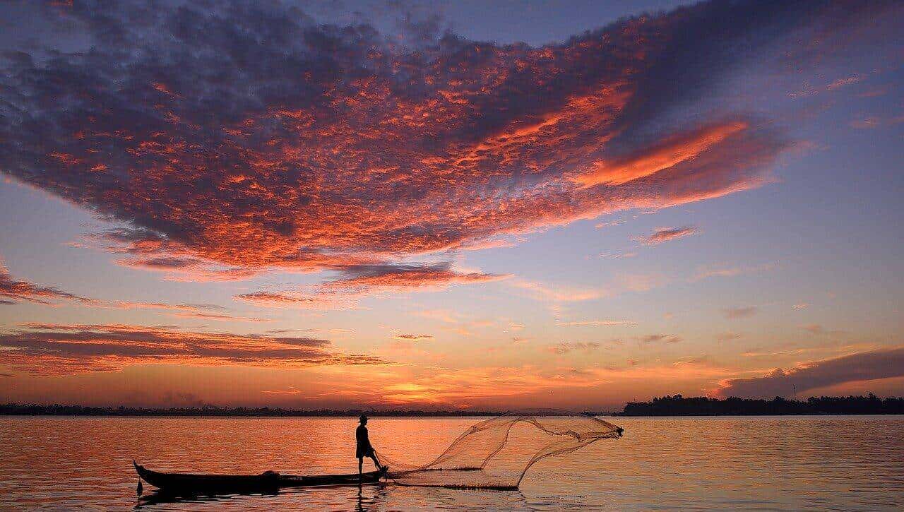 我对 Twitter 前 10 行源代码的理解