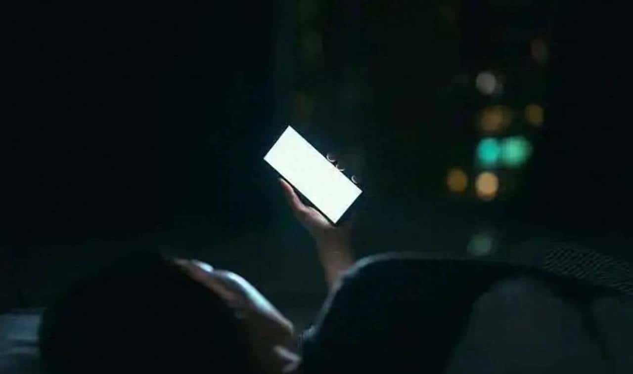 为何“黄色网站”能让你免费看？看清真相后，你还敢继续浏览吗？