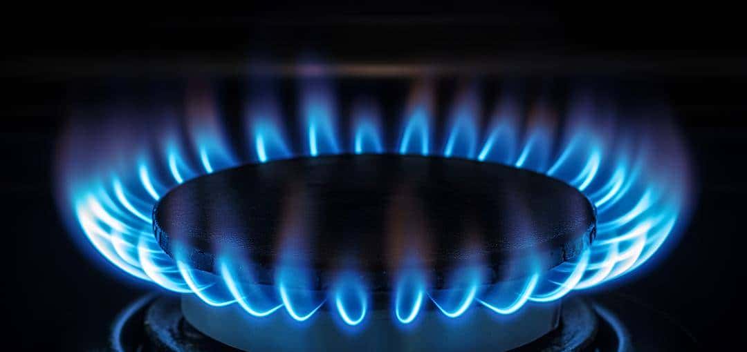 燃气火焰只有蓝色才安全!红/黄/绿都是危险信号