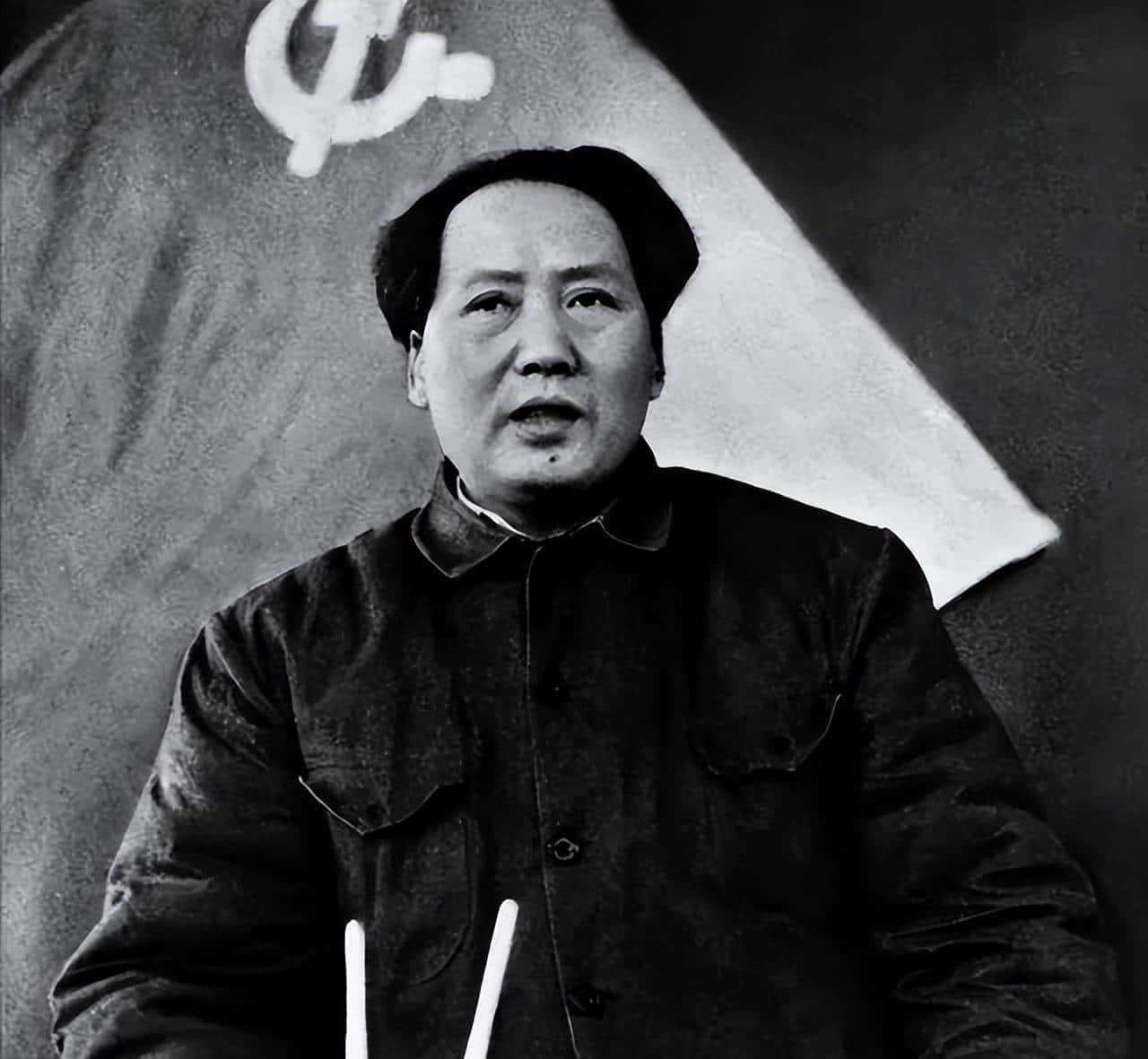 从乌克兰看中国，泽连斯基这一手，才知道毛主席太高明了！