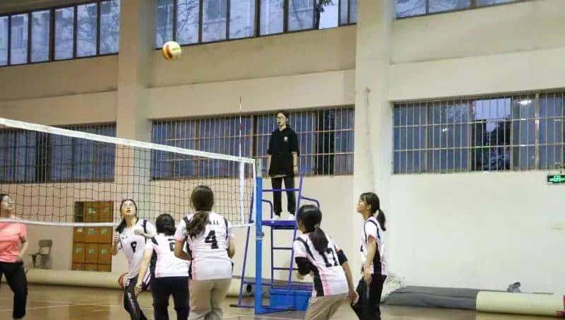 嘿,浙师喊你早自习啦