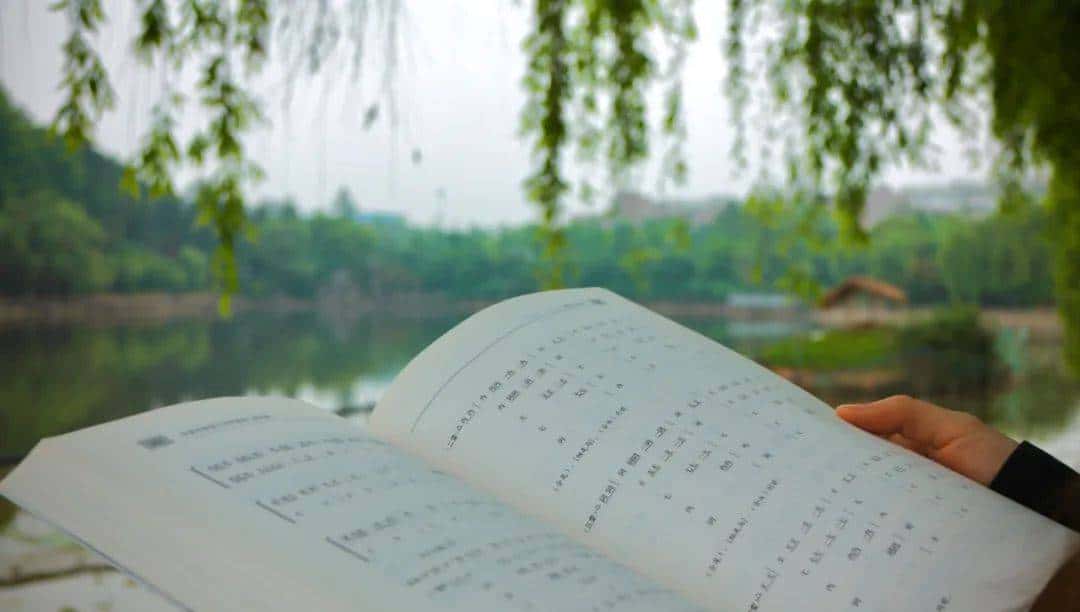 嘿,浙师喊你早自习啦