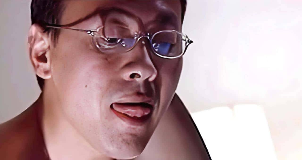 侯总：“老色批”的天花板，全网男人“最想活成的模样”