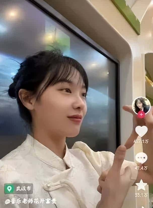 “挖呀挖呀挖”成了最新洗脑神曲，武汉黄老师火了，网友们却吵开了