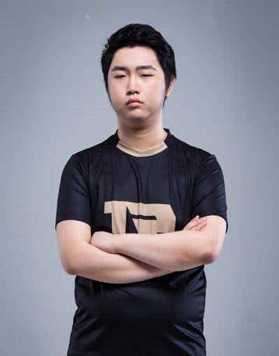 Dota2 - Ti9 RNG战队巡礼:不死老兵与天才少年的新篇章