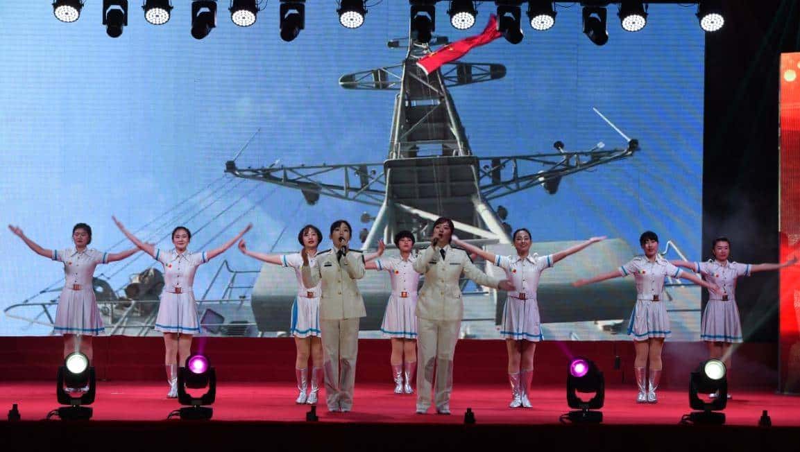 海军这台晚会,有燃点!有泪点!有亮点