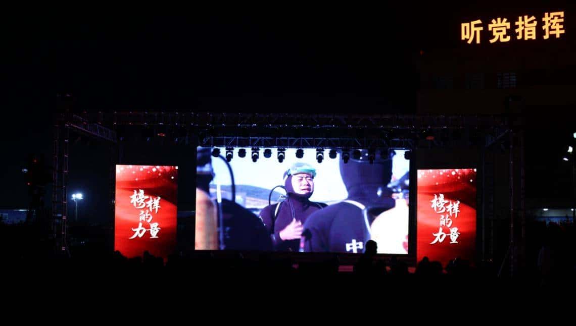 海军这台晚会,有燃点!有泪点!有亮点