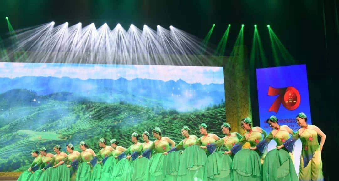 最美夕阳红 最深爱国情——南平市离退休干部庆祝中华人民共和国成立70周年文艺演出侧记