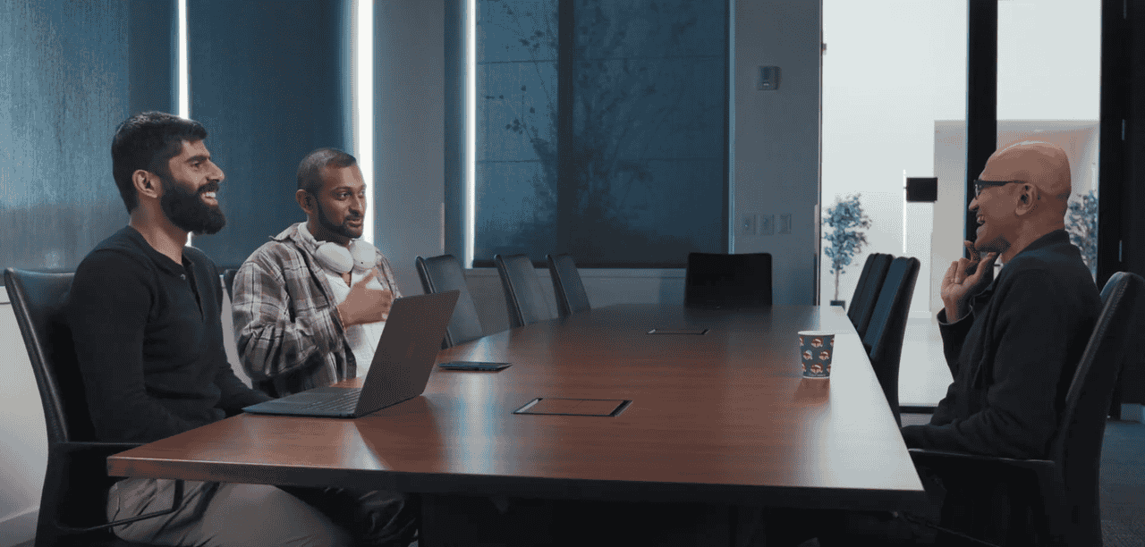 纳德拉独家揭秘:微软如何重塑万亿美元AI基础设施,争夺AGI时代的“地基”与“心智”