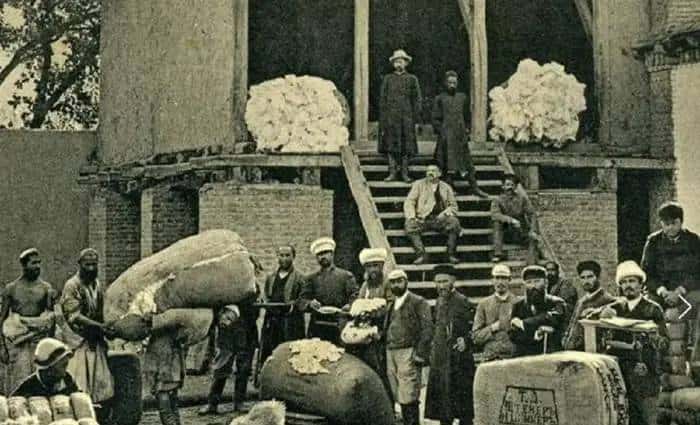 清朝最后一个藩属国,至1947年还向民国政府纳贡,至今和中国关系特殊