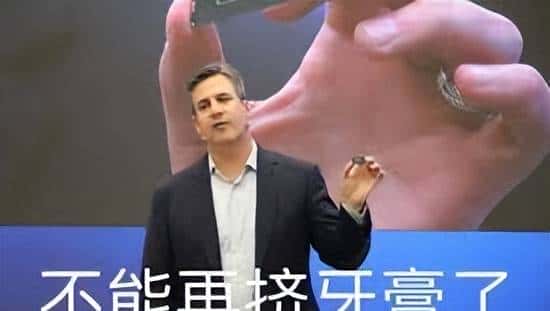 AMD暴跌13%，三星利润首次下滑，全球芯片产业进入下行周期