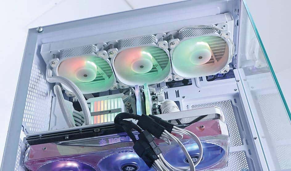 “曜”世登场 ——影驰全家桶攒机赏玩