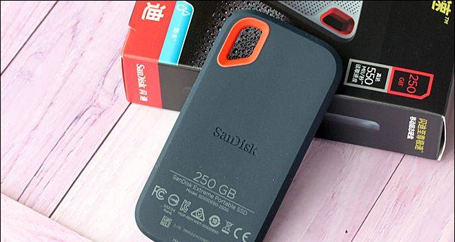 最高550MB/s！闪迪至尊极速便携式固态硬盘评测