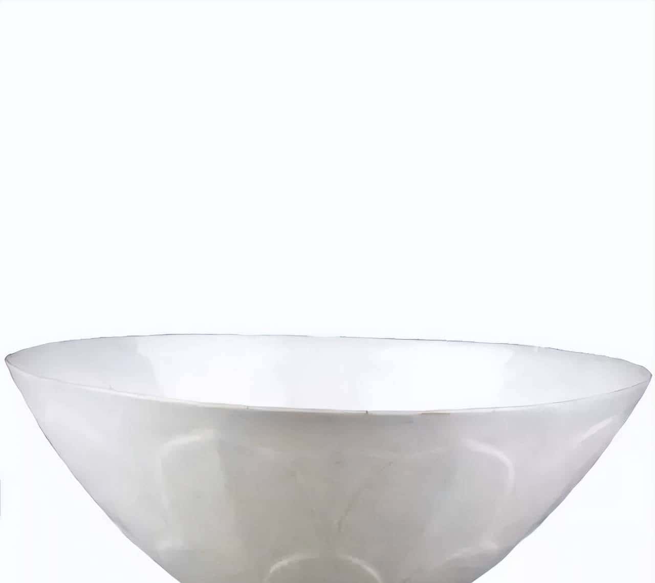 五代至北宋早期青瓷与白瓷上的深剔刻装饰工艺浅析