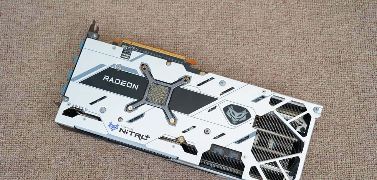 完全白嫖的性能?据说涂了这管防晒乳(FSR),能让显卡越级战斗