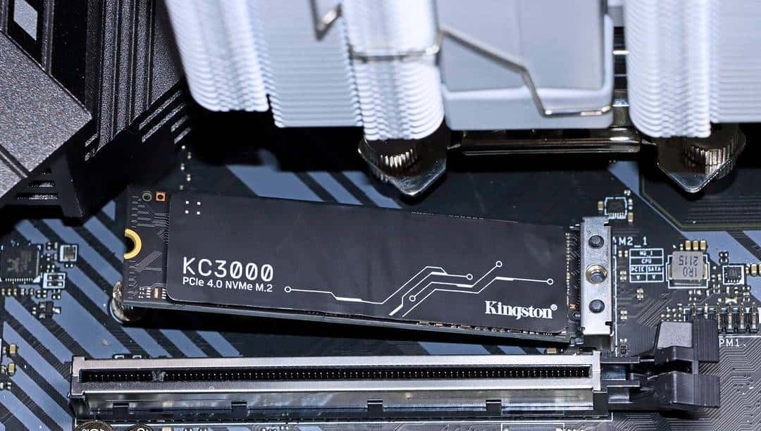 装台 5800X + 3090Ti 的主机,兼顾游戏与生产力