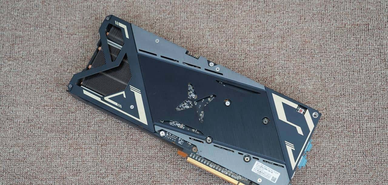 完全白嫖的性能?据说涂了这管防晒乳(FSR),能让显卡越级战斗