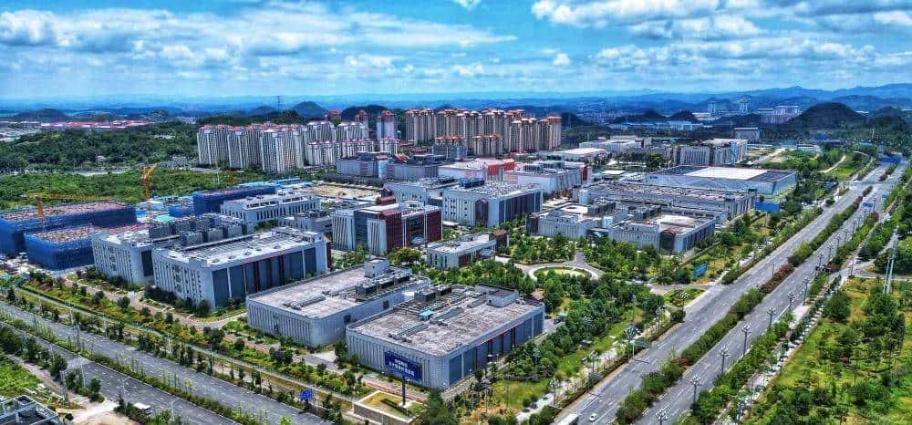 中国大模型技术崛起 Cursor 代码中的“中国话”