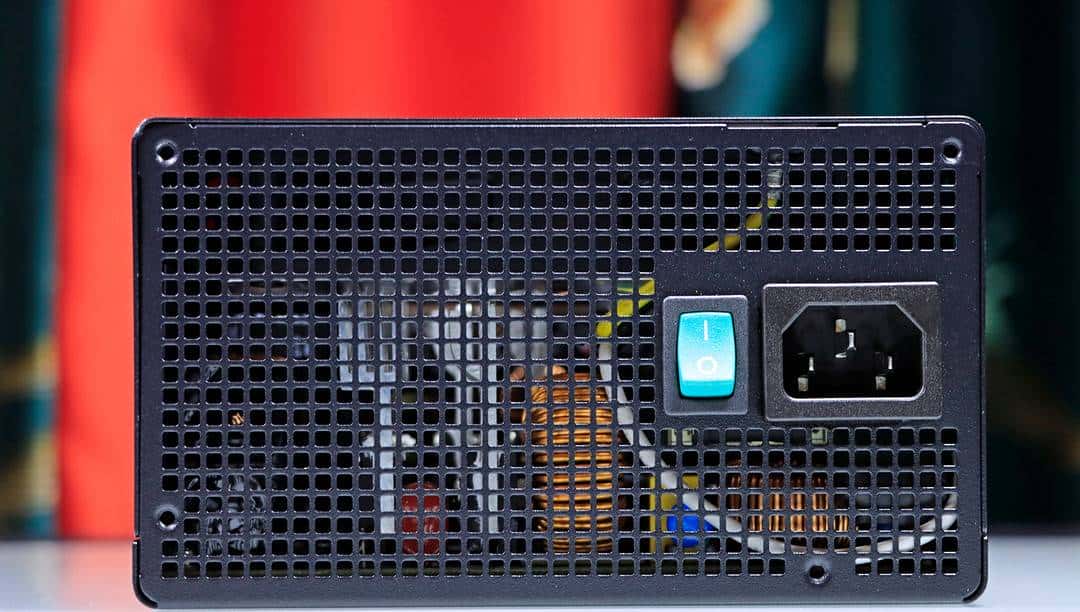 装台 5800X + 3090Ti 的主机,兼顾游戏与生产力