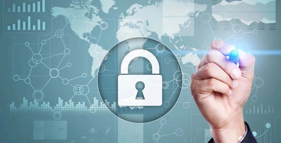 “摊上事”的英特尔丨大东话安全