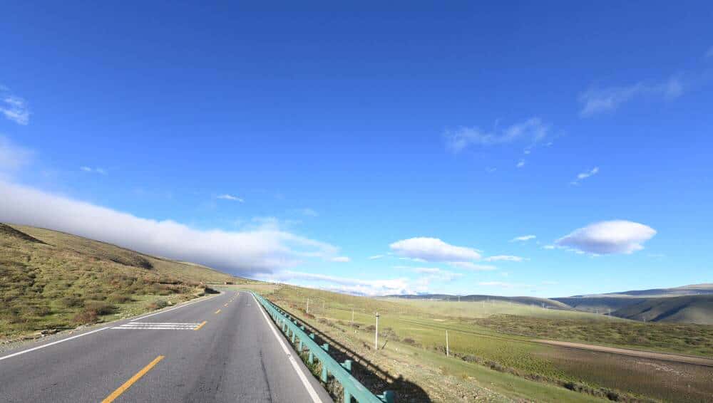 柴油普拉多3000VX,3车4人自驾澜沧江源头,路程艰险