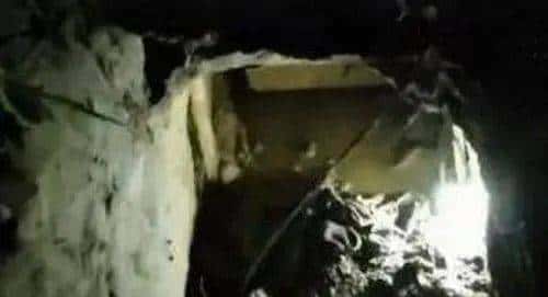 台战机清晨紧急起飞模拟制敌空袭;国航客机内有乘客自杀身亡 ;美国警察从示威者头上碾过