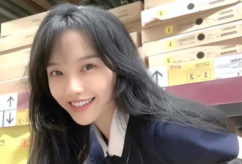 “挖呀挖”黄老师爆火后狂赚百万？网友：挖的是我们的钱包吧？