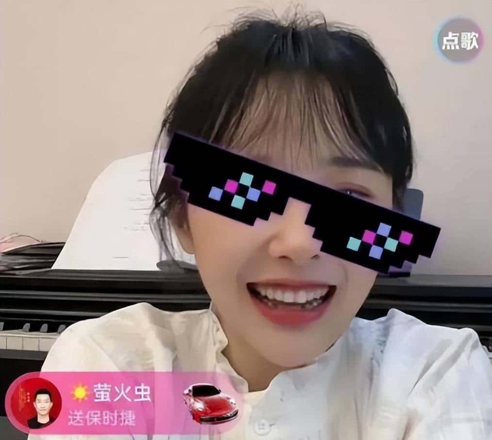 “挖呀挖”黄老师爆火后狂赚百万？网友：挖的是我们的钱包吧？