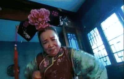 “挖呀挖”黄老师爆火后狂赚百万？网友：挖的是我们的钱包吧？