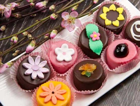 美食博主释一刀挖呀挖呀挖